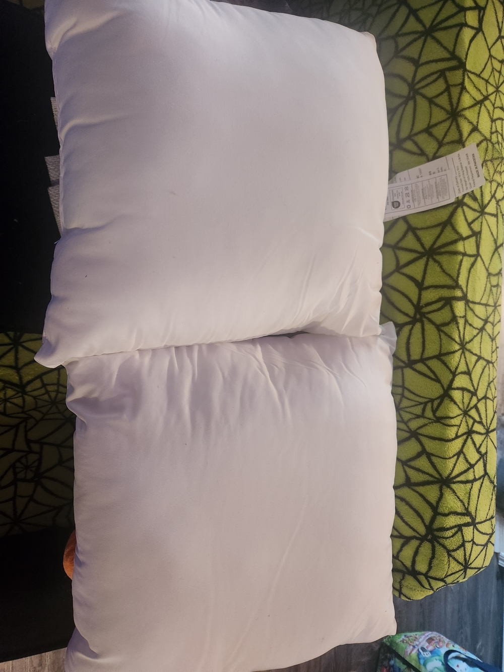 2 Square Pillow Inserts